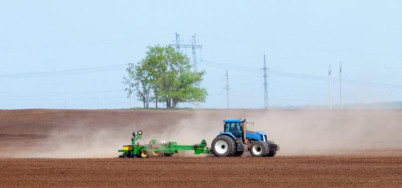 Ere4075 April Tractor